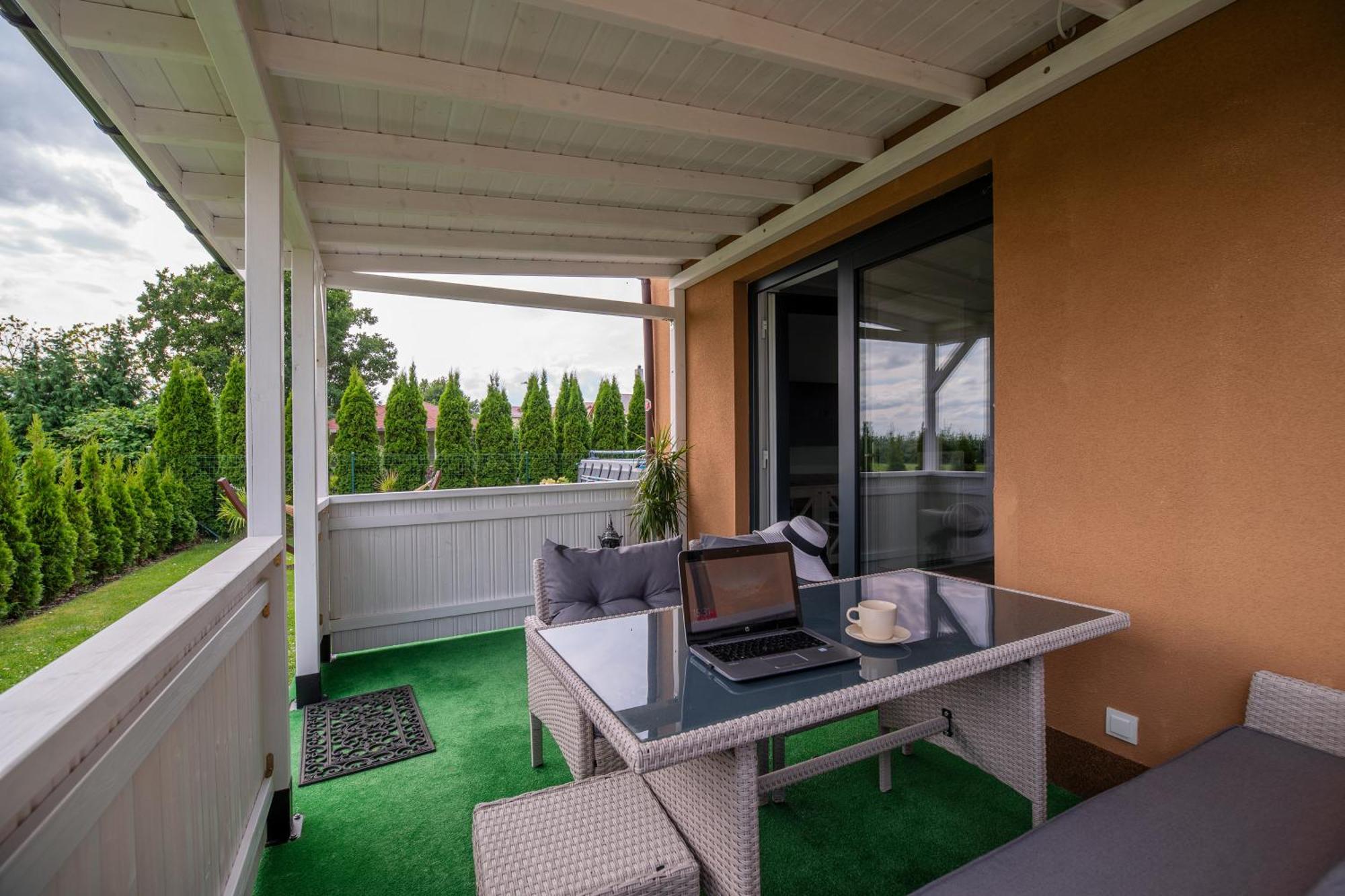 Mielnova Adults Only Apartment Mielno  Bagian luar foto